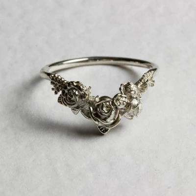 Lee Renee Rose Chevron Ring – Silver
