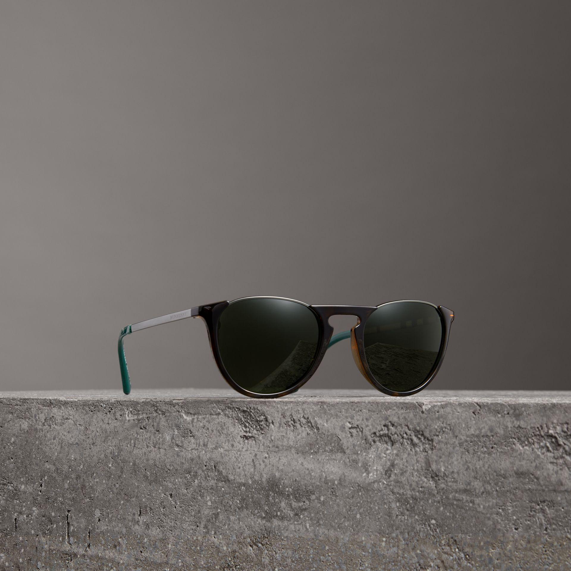 burberry keyhole sunglasses