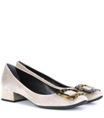 Shop Roger Vivier Belle De Nuit Suede Pumps In Beige