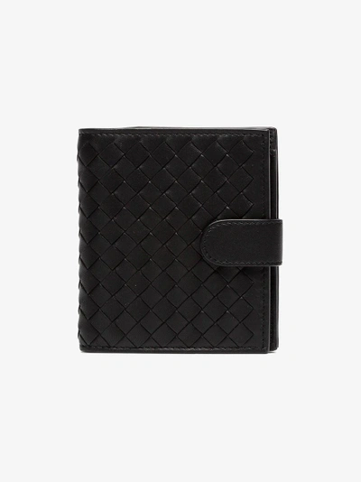 Shop Bottega Veneta Portemonnaie Mit Intrecciato-muster In Black