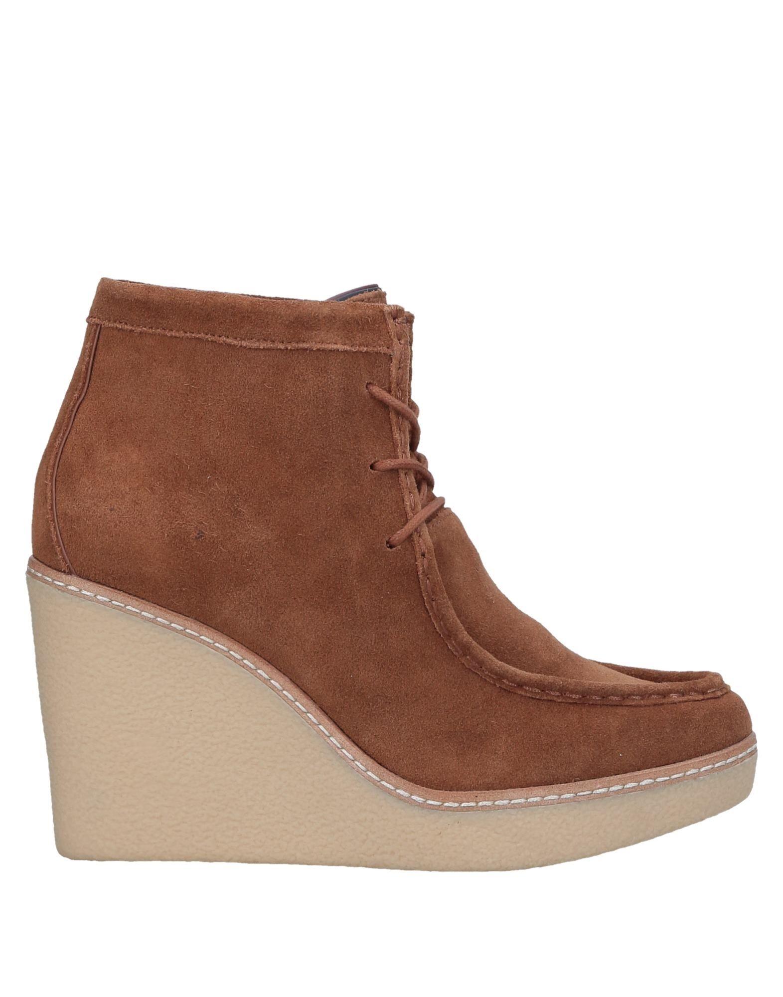 tommy hilfiger fawn boots