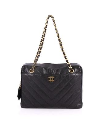 chanel medium camera bag