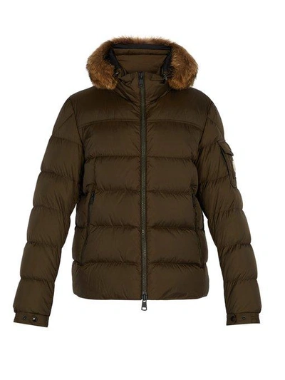 Moncler store marque green