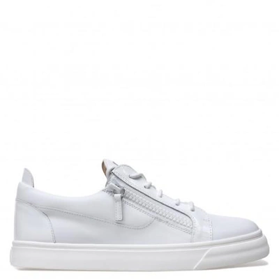 Shop Giuseppe Zanotti - White Calfskin Leather Low-top Sneaker Frankie