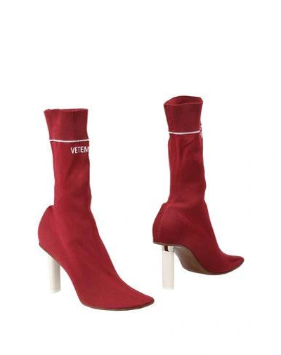 Shop Vetements Ankle Boot In Rust