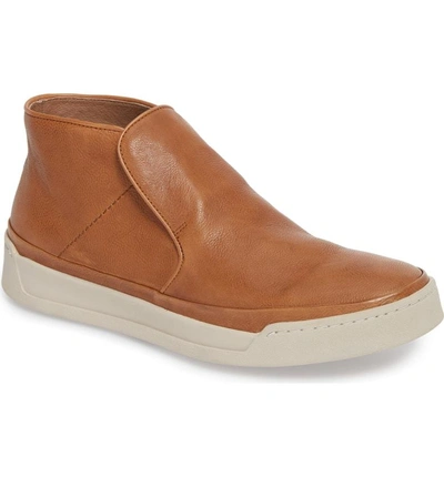 Men s Remy Leather Slip on Sneakers In Caramel