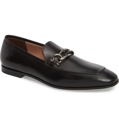 Shop Ferragamo Boy Chain Bit Loafer In Nero Leather