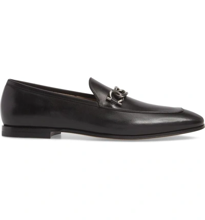 Shop Ferragamo Boy Chain Bit Loafer In Nero Leather