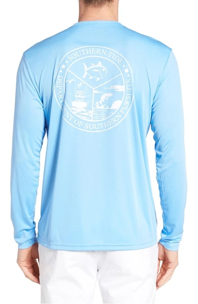 Shop Southern Tide Southern Pursuit Performance T-shirt In Ocean Channel