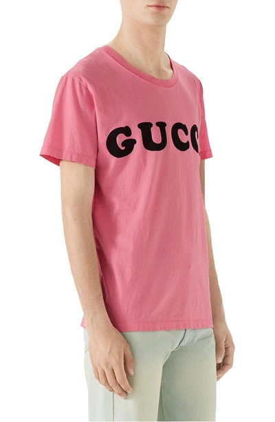 Shop Gucci Vintage Wash Logo T-shirt In Pink