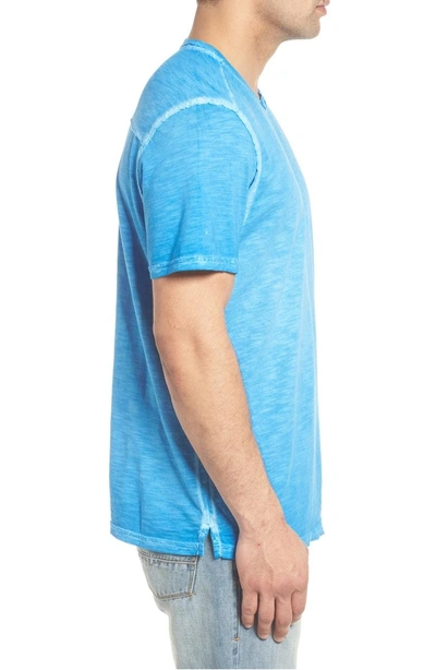Shop Tommy Bahama Suncoast Shores V-neck T-shirt In Santorini Blue