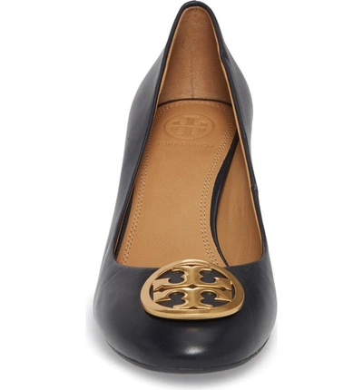 Tory Burch Chelsea Pump In Perfect Navy | ModeSens