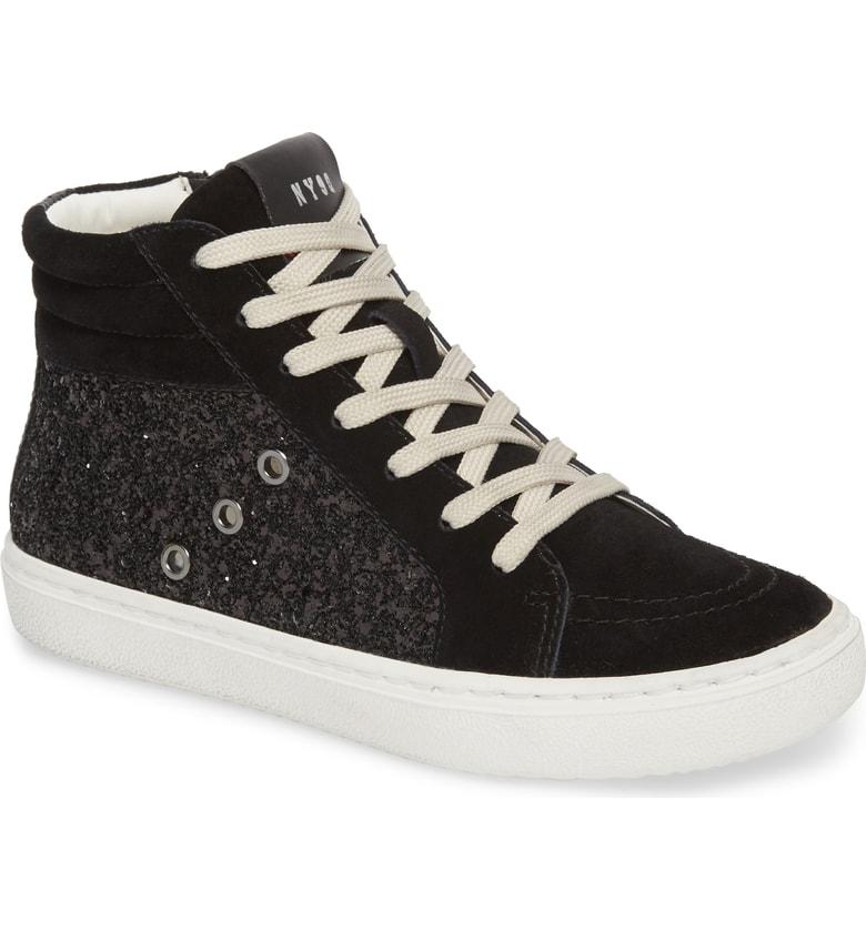 amazon women's new balance sneakers