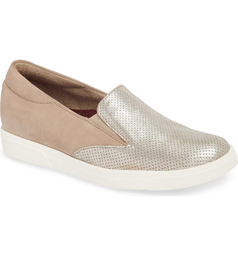 munro lulu slip on sneaker