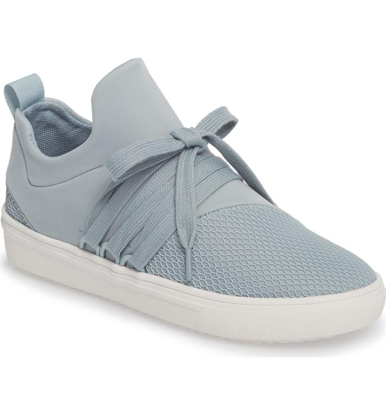 steve madden lancer light blue