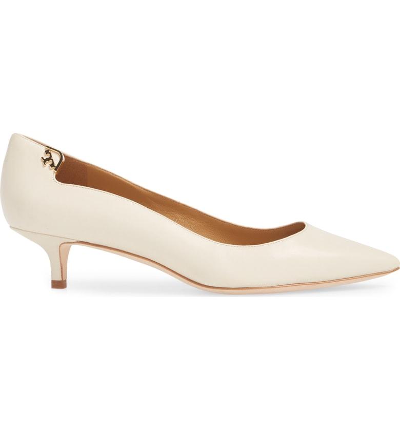 elizabeth pointy toe pump