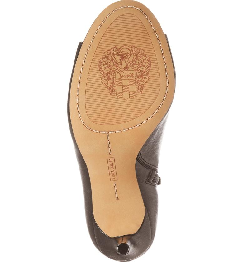 vince camuto careeta pump