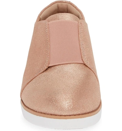 Shop Fitflop Laceless Derby In Apple Blossom Leather