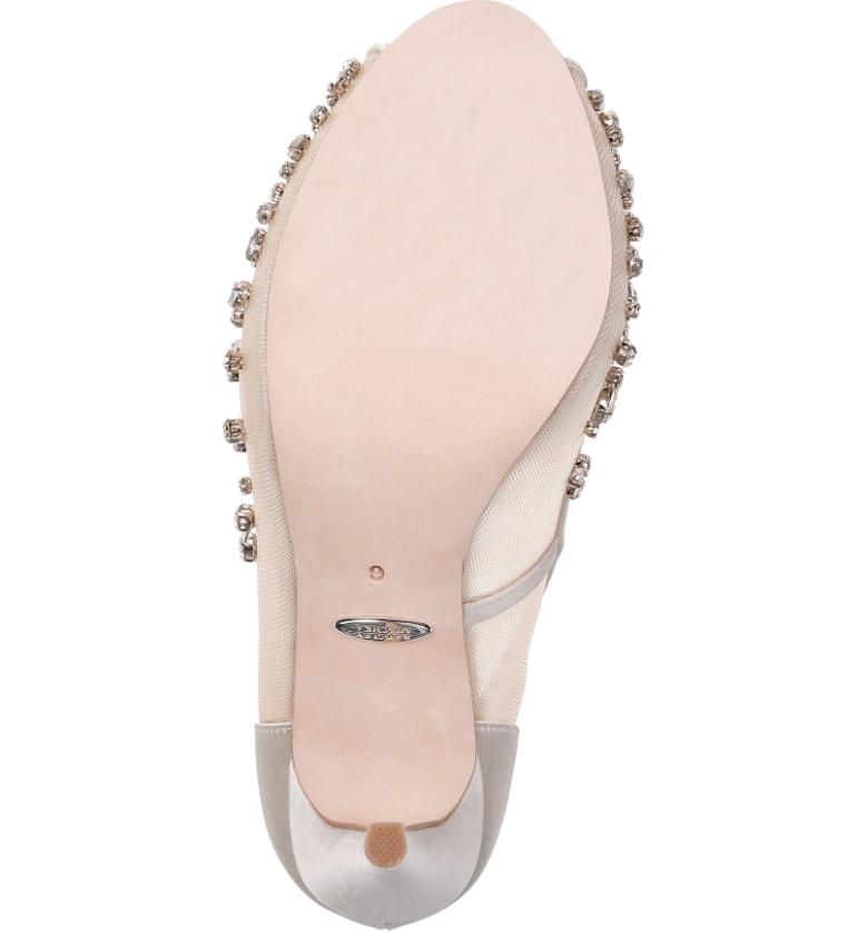 badgley mischka pepper peep toe pump