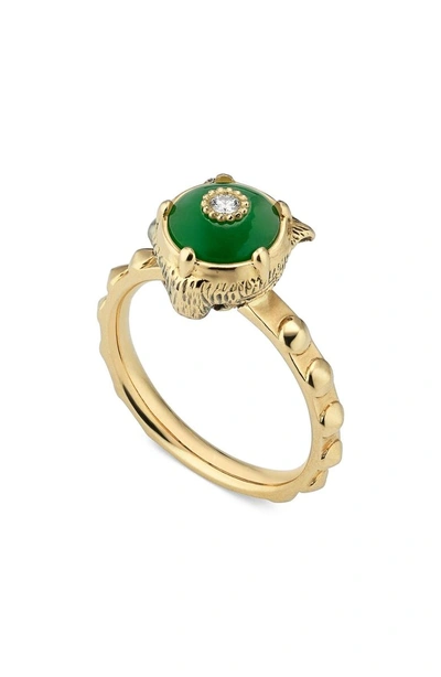 Shop Gucci Le Marche Des Merveilles Feline Head Ring In Yellow Gold/ Green Jade