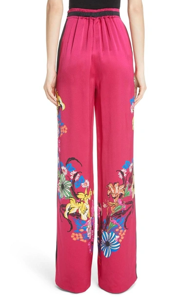 Shop Etro Lily Print Satin Pants In Pink