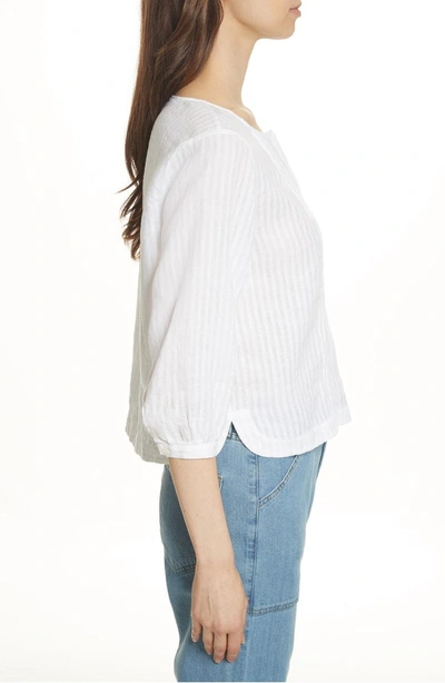 Shop Frame Pintucked Linen Top In Blanc