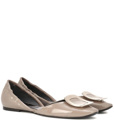 Shop Roger Vivier Chips Patent Leather Ballerinas In Brown