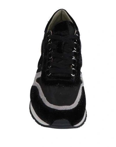 Mizuno Sneakers In Black