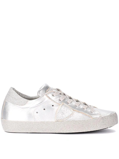 Shop Philippe Model Sneaker  Paris In Silver Metal Leather In Argento