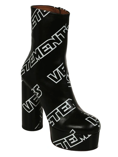 Shop Vetements Printed Boots In Black White Black White