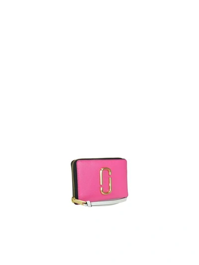 Shop Marc Jacobs Small Snapshot Wallet In Vivid Pink Multi