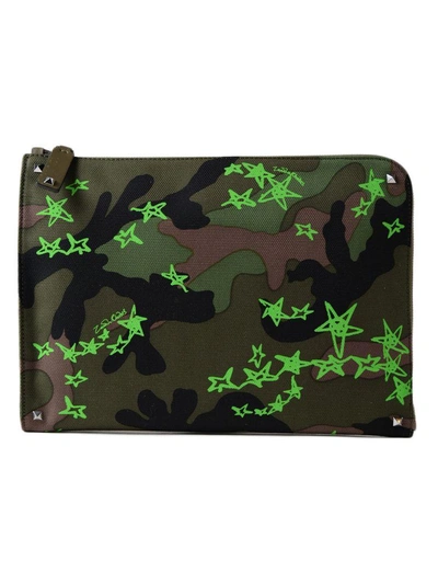 Shop Valentino Garavani Printed Clutch In Karmy Green/green