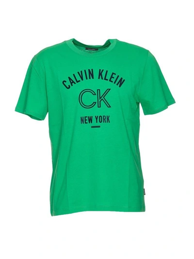 Shop Calvin Klein Jatsa T-shirt In Kelly Green