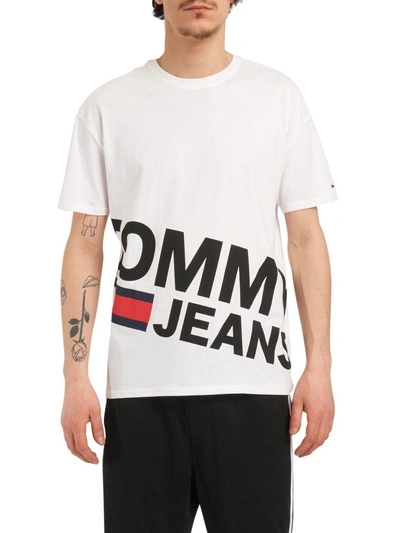 Shop Tommy Hilfiger T-shirt In White