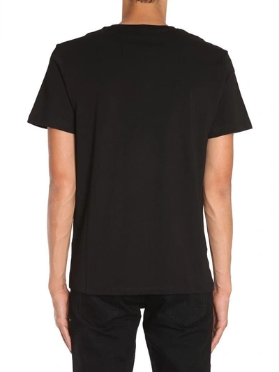 Shop Moschino Regular Fit T-shirt In Nero