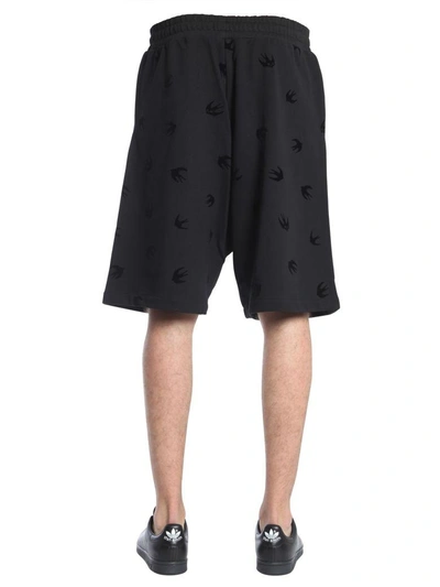 Shop Mcq By Alexander Mcqueen Mini Swallow Printed Shorts In Nero