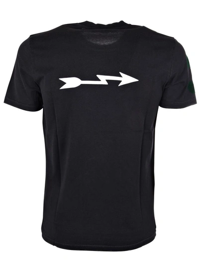 Shop Givenchy T-shirt In Black