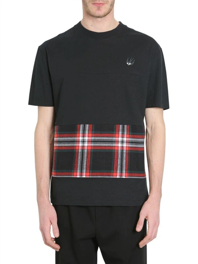 Shop Mcq By Alexander Mcqueen T-shirt With Tartan Insert In Black