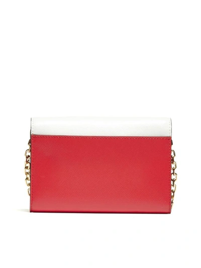 Shop Marc Jacobs Snapshot Chain Shoulder Bag In Bianco Rosso