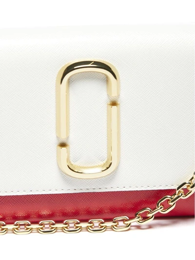 Shop Marc Jacobs Snapshot Chain Shoulder Bag In Bianco Rosso