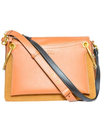 Shop Chloé Roy Medium Shoulder Bag In Caramel