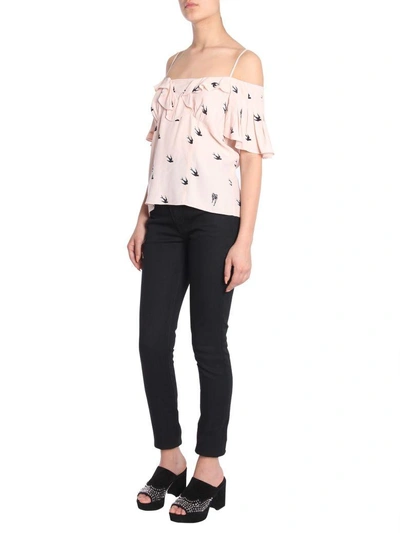 Shop Mcq By Alexander Mcqueen Pin Up And Swallow Printed Top In Cipria