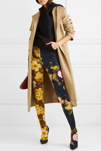 Shop Richard Quinn Floral-print Velvet Leggings In Yellow