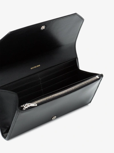 Shop Balenciaga Portemonnaie Mit Klappe In Black