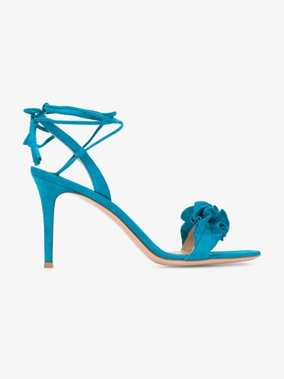 Shop Gianvito Rossi 'flora' Sandalen Mit Gerüschten Akzenten In Blue