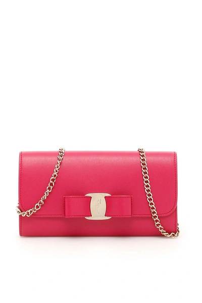 Shop Ferragamo Salvatore  Vara Clutch Bag In Pink