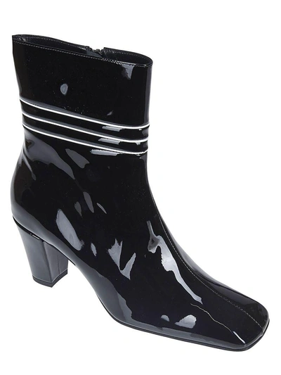 Shop Dorateymur Varnished Ankle Boots In Nero