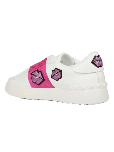 Shop Valentino Sneakers In Bianco/pink Orchidea