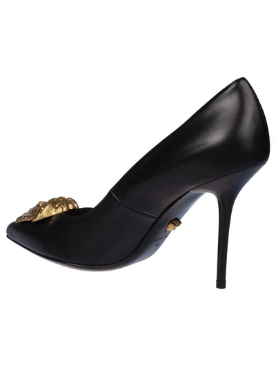 Shop Versace Medusa Palazzo Pumps In Nero/oro