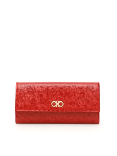 Shop Ferragamo Gancini Continental Wallet In Lipstik|rosso